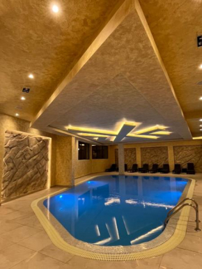 Golden Bird Wellness & SPA